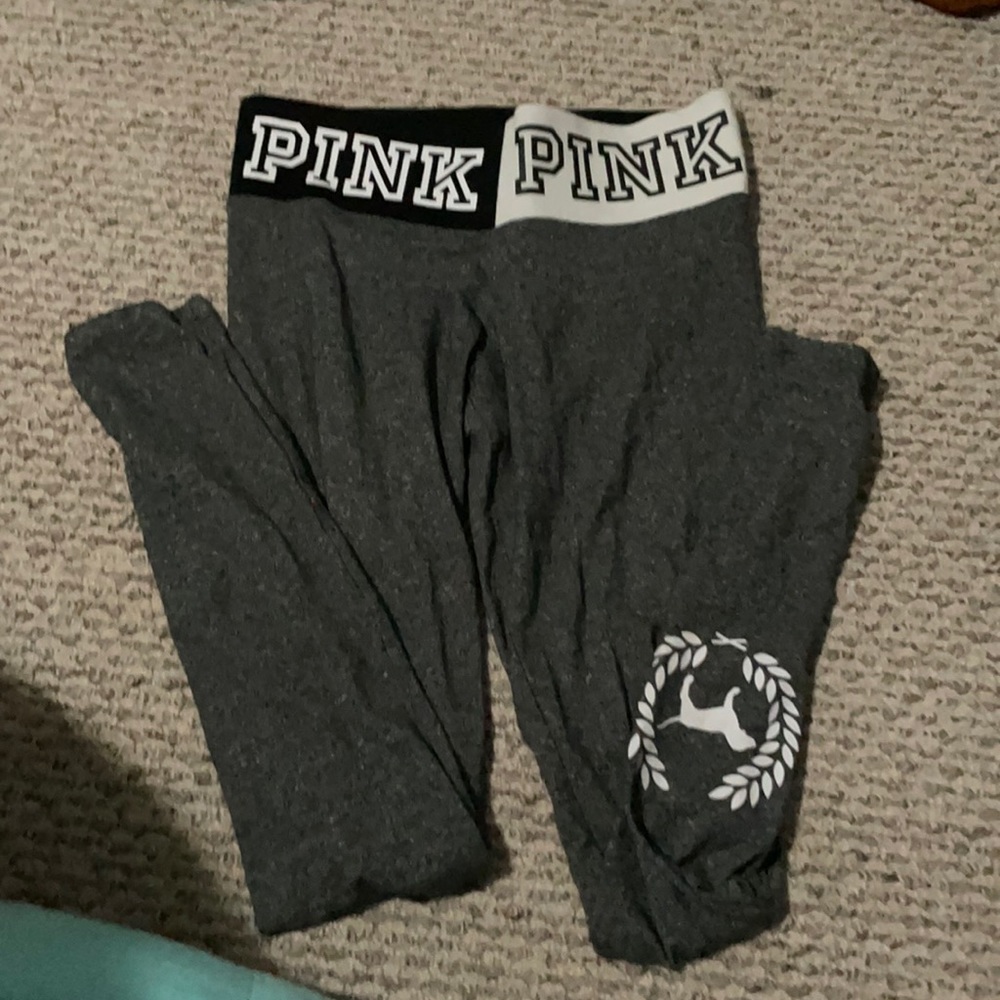grey leggings ON HOLD